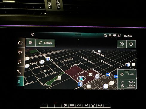 Used 2021 Audi e-tron Prestige w/ Prestige Package image 24