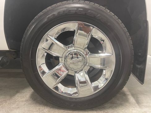 Used 2017 Chevrolet Tahoe LT AWD/4WD image 13