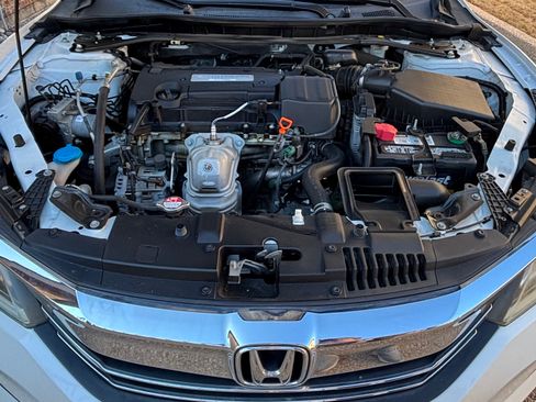 Used 2016 Honda Accord EX-L image 6