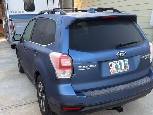 Used 2017 Subaru Forester 2.5i Limited image 5