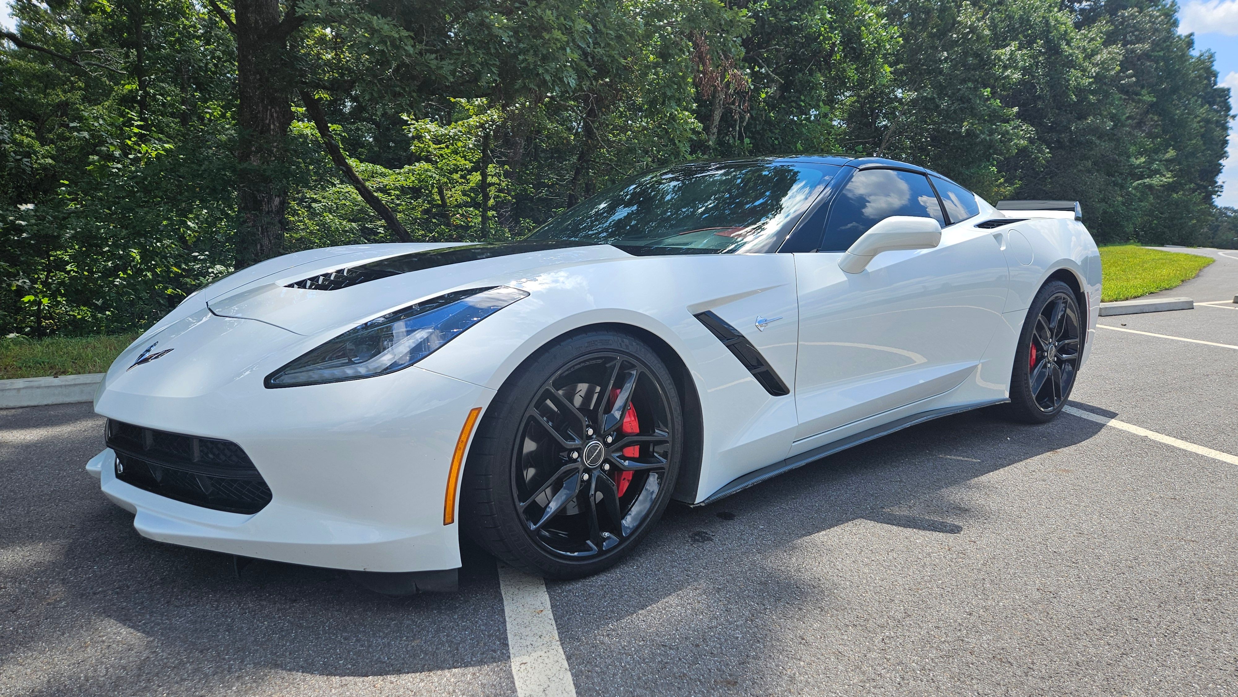 Used 2014 Chevrolet Corvette Stingray Coupe w/ 3LT Preferred Equipment Group RWD image 28