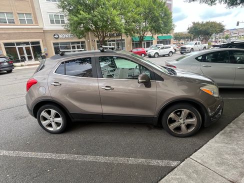 Used 2015 Buick Encore Convenience FWD image 6