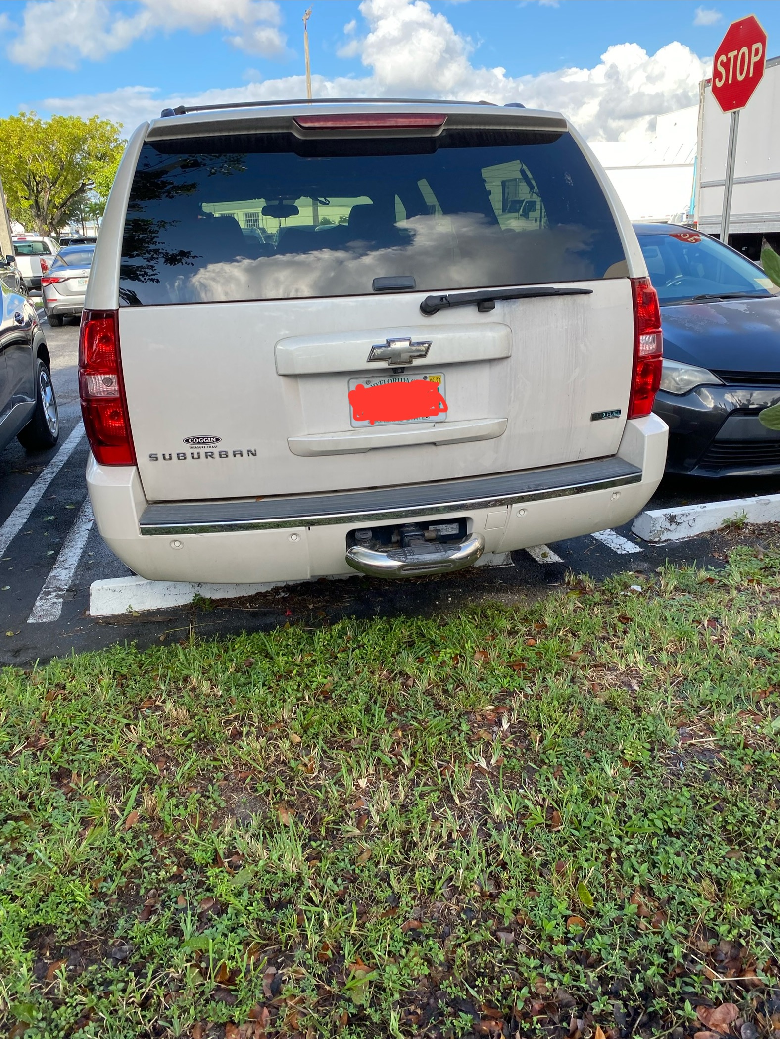 Used 2011 Chevrolet Suburban LTZ AWD/4WD image 10