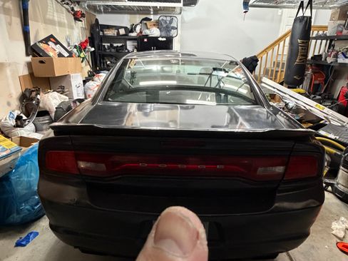 Used 2012 Dodge Charger SE image 11