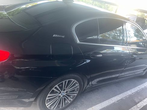 Used 2018 BMW 530e image 16