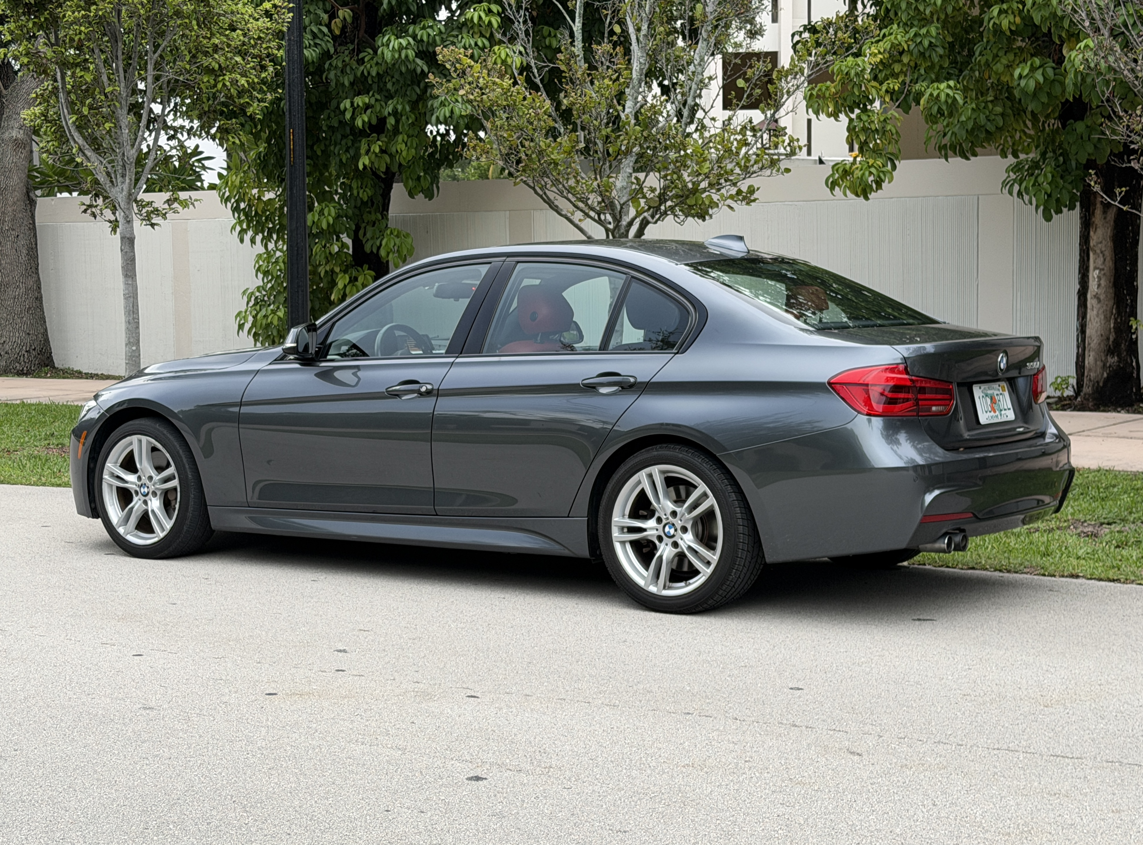 Used 2017 BMW 330i Sedan RWD image 6