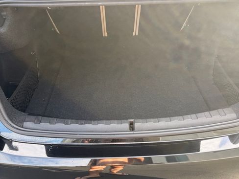 Used 2019 BMW 330i xDrive 330i xDrive Sedan 4D w/ Driving Assistance Package image 5