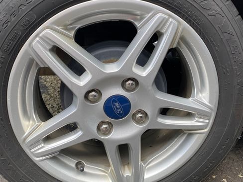 Used 2019 Ford Fiesta SE FWD image 28
