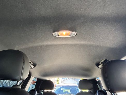 Used 2012 MINI Cooper Countryman FWD image 18