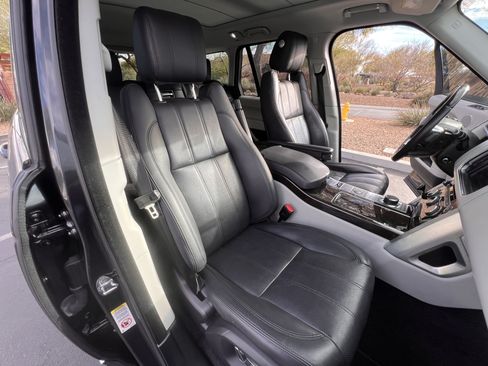 Used 2014 Land Rover Range Rover Supercharged image 9