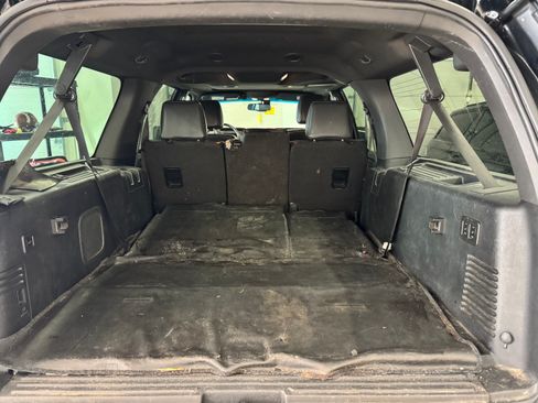 Used 2011 Lincoln Navigator L Sport Utility 4D image 11