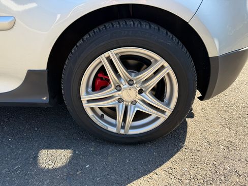 Used 2006 Volkswagen GTI 2.0T 2-Door image 6