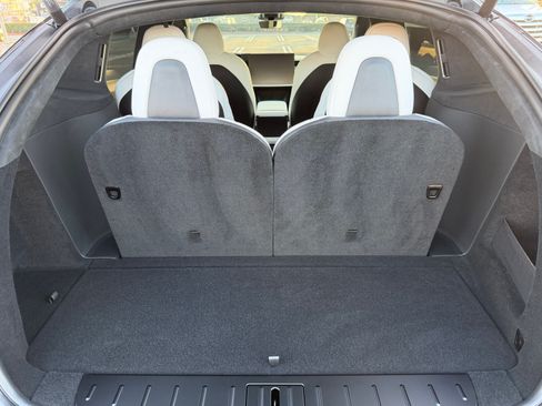 Used 2026 Tesla Model X Plaid AWD/4WD image 8