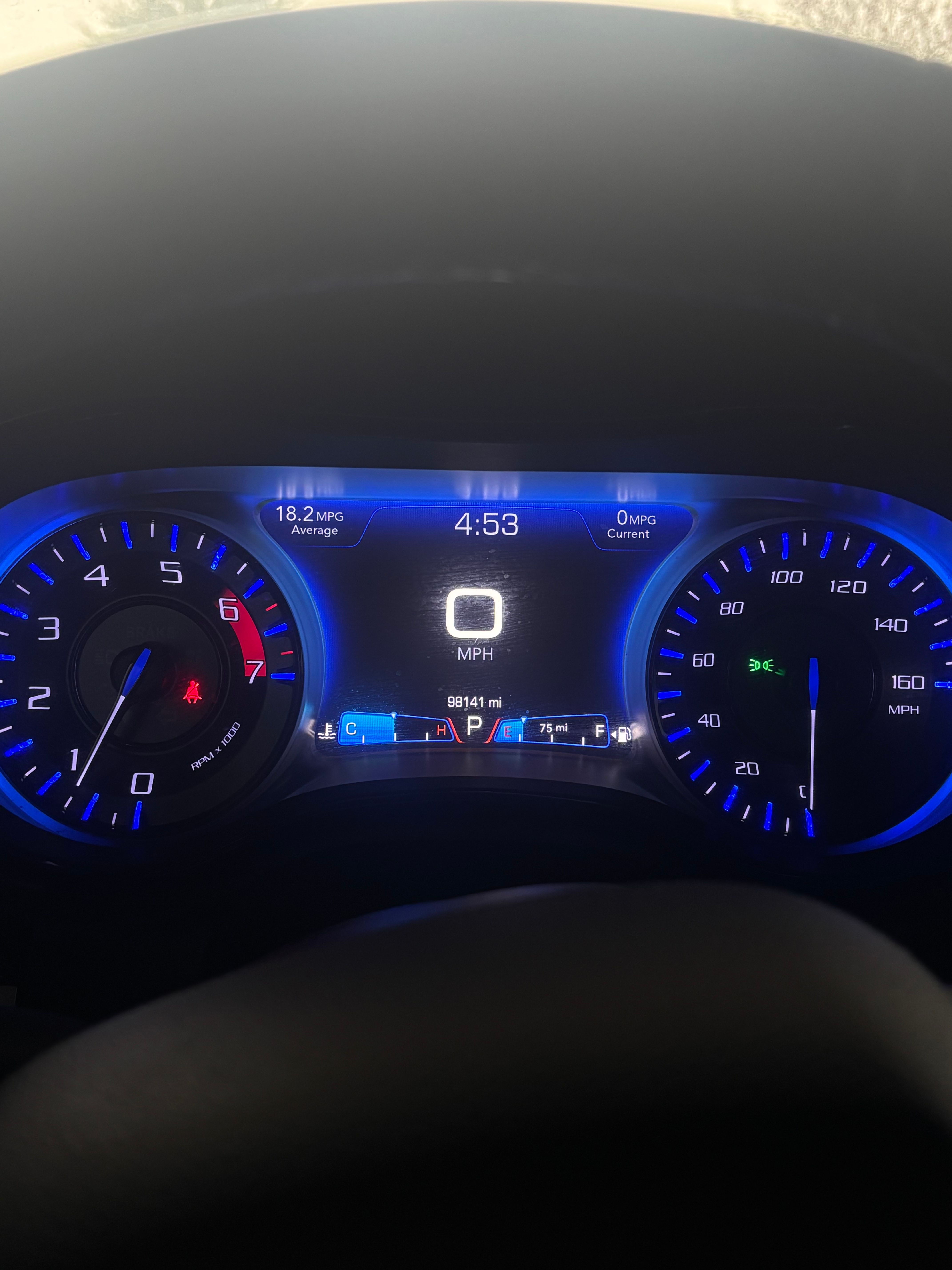 Used 2018 Chrysler 300 S w/ 300S Premium Group RWD image 4