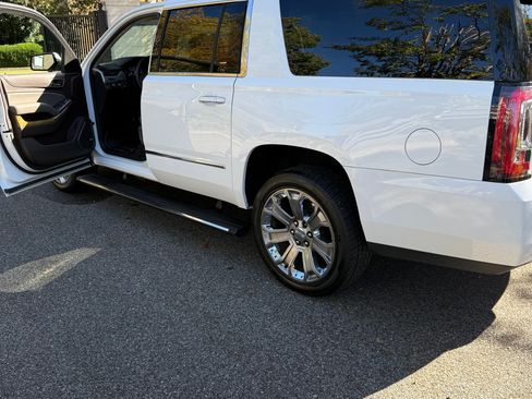 Used 2016 GMC Yukon XL Denali w/ Open Road Package image 12