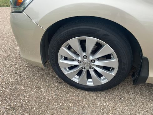 Used 2015 Honda Accord EX-L image 18