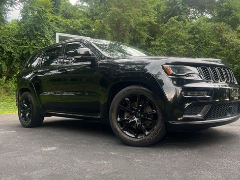 Used 2018 Jeep Grand Cherokee Overland AWD/4WD image 1