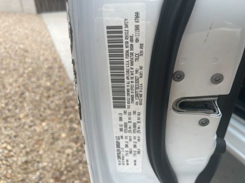 Used 2014 RAM 1500 Express image 6