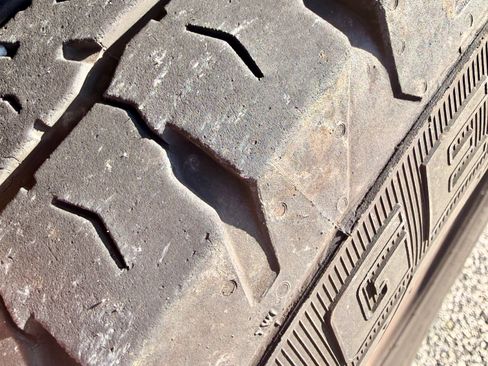 Used 2016 Ford E-350 and Econoline 350 Super Duty w/ Power Windows & Locks Group image 14