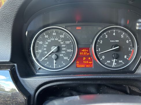 Used 2013 BMW 335i Convertible image 14