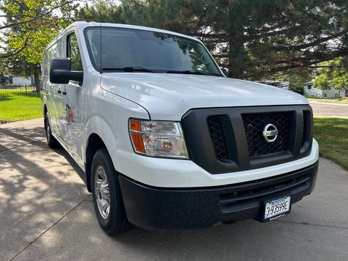 Used 2020 Nissan NV 1500 SV image 6