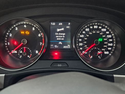 Used 2021 Volkswagen Atlas Cross Sport SE w/ Panoramic Sunroof Package image 18