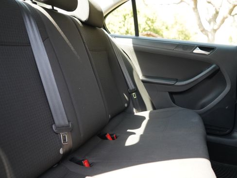 Used 2015 Volkswagen Jetta S FWD image 13