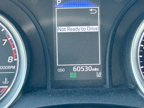 Used 2024 Toyota Camry LE image 2