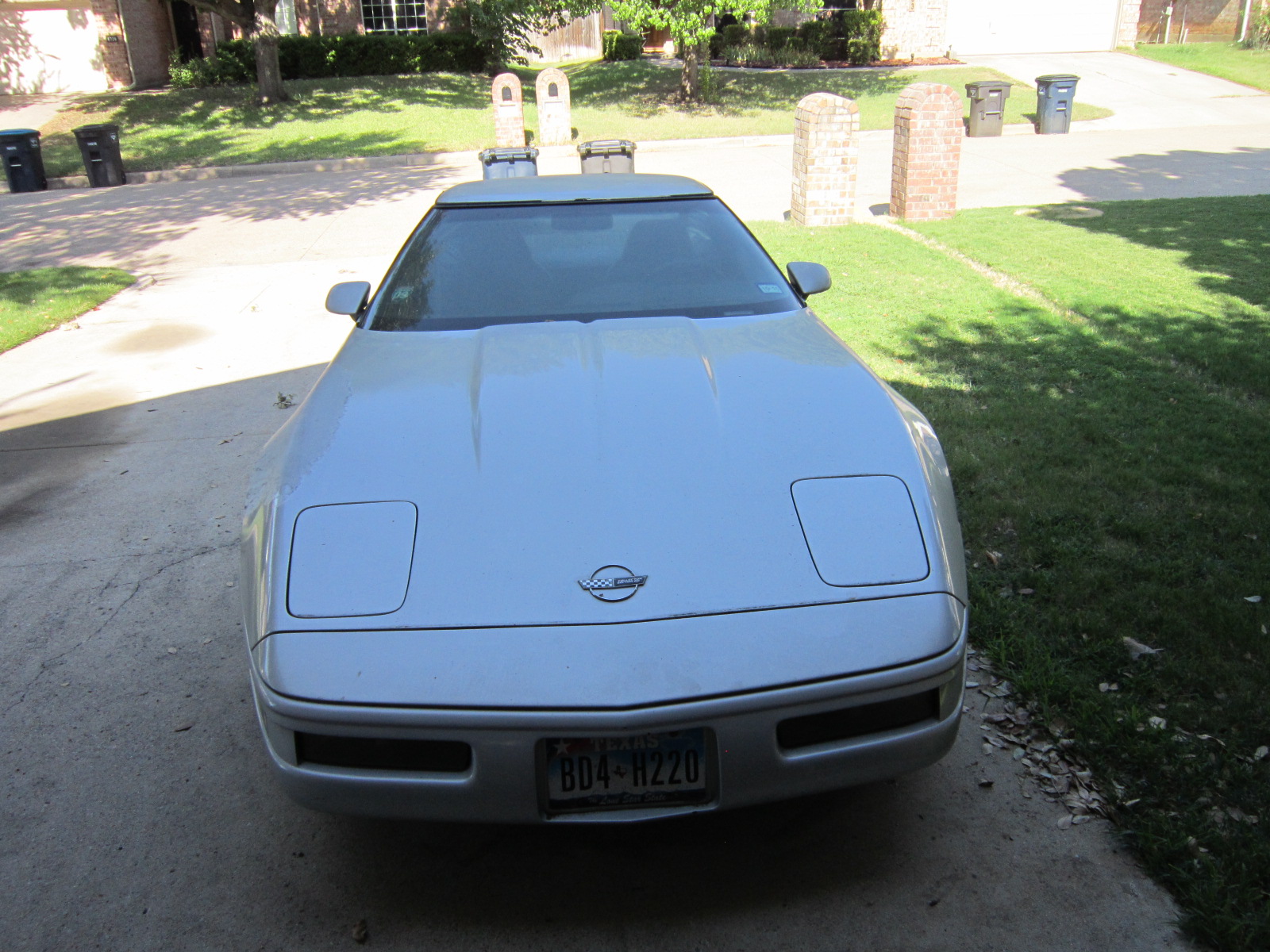 Used 1996 Chevrolet Corvette Coupe RWD image 3