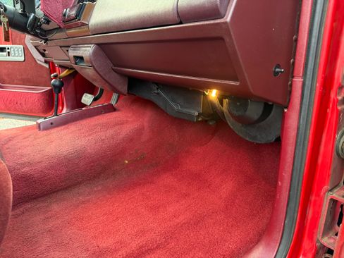 Used 1992 Chevrolet Silverado 1500 4x4 Regular Cab image 16