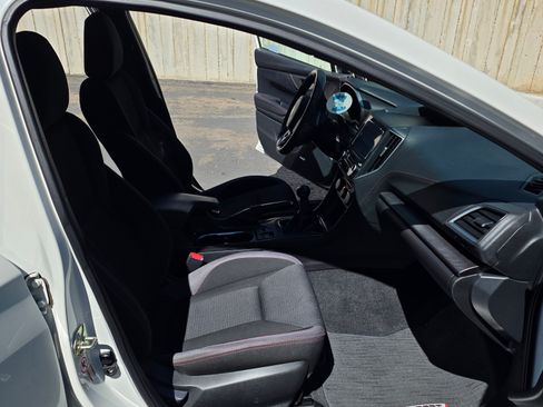Used 2017 Subaru Impreza 2.0i Sport image 12