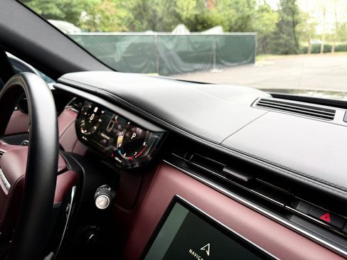 Used 2023 Land Rover Range Rover Sport SE Dynamic image 26