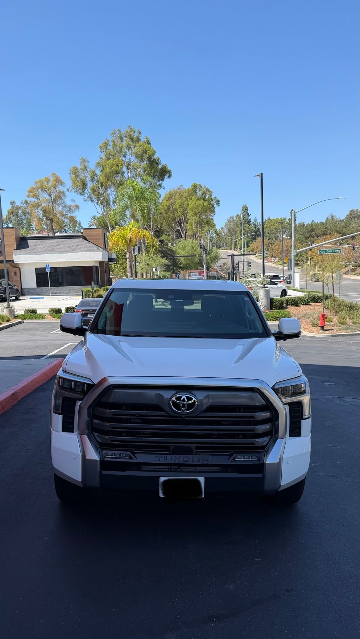 Used 2024 Toyota Tundra Limited AWD/4WD image 2