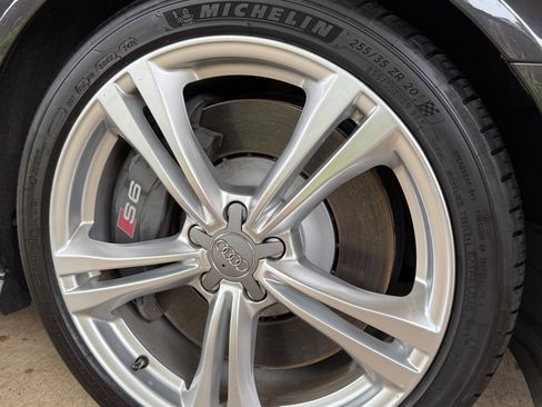 Used 2016 Audi S6 Prestige w/ Prestige Package image 16