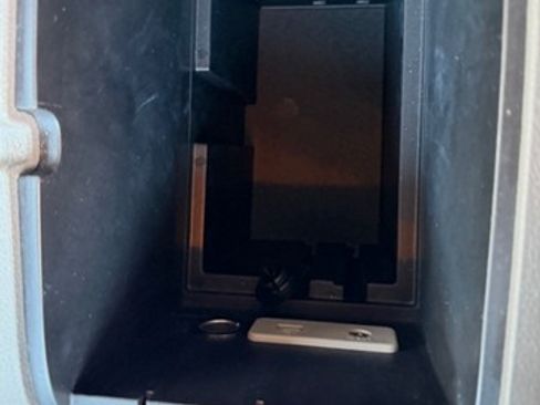 Used 2010 Ford Edge Limited image 26