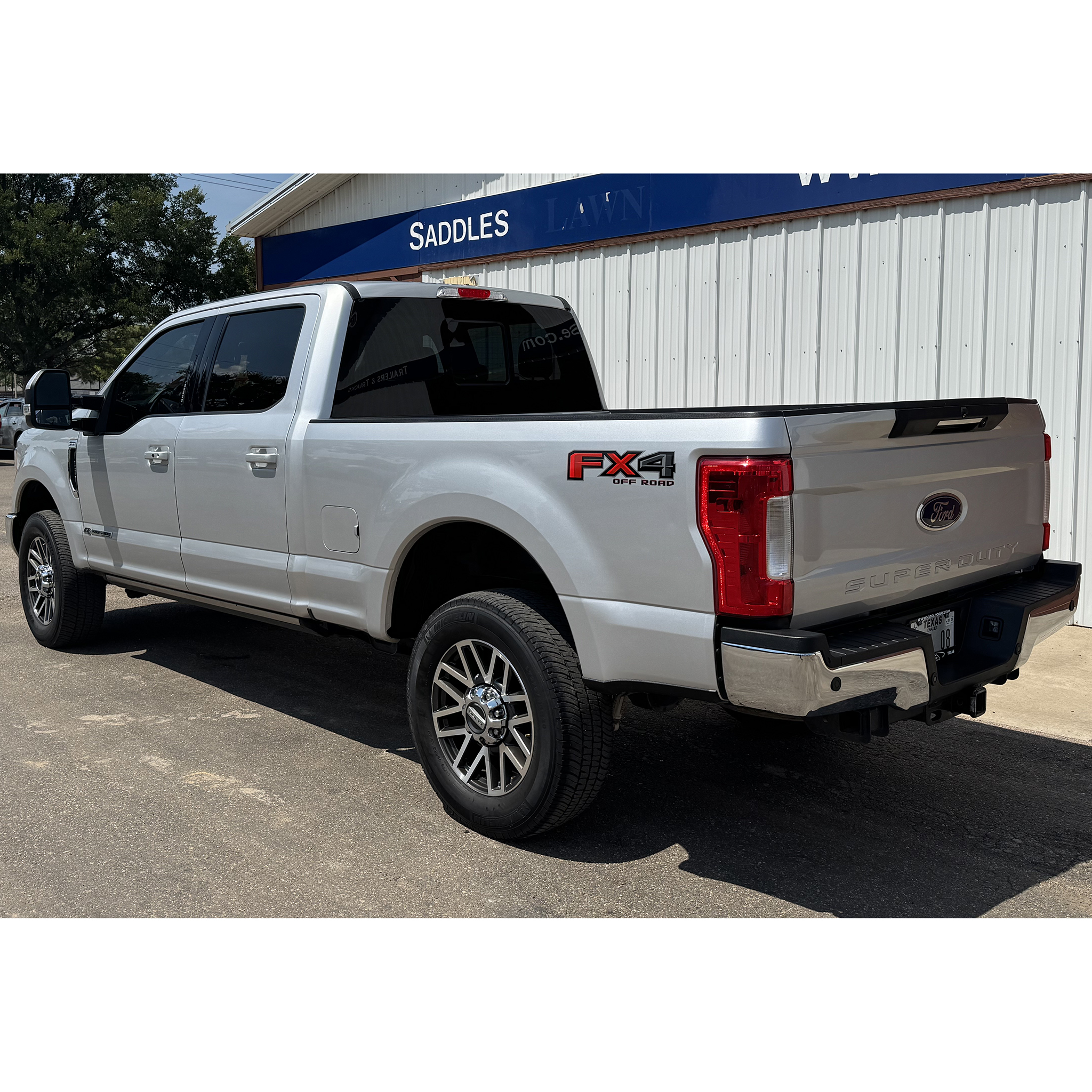 Used 2017 Ford F250 Lariat w/ Lariat Ultimate Package AWD/4WD image 8