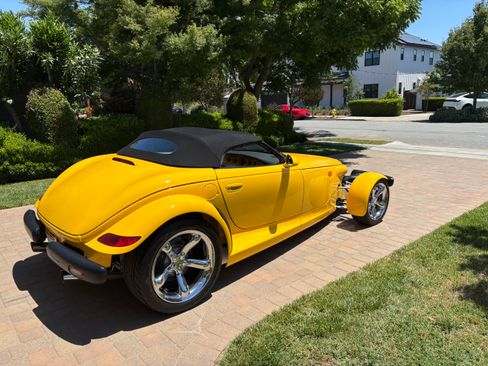 Used 2002 Chrysler Prowler RWD image 6