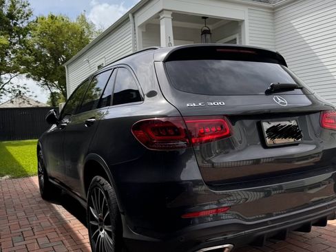 Used 2022 Mercedes-Benz GLC 300 image 6