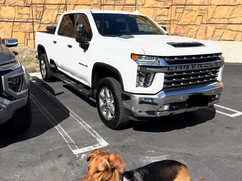 Used 2020 Chevrolet Silverado 2500 LTZ w/ LTZ Premium Package image 16
