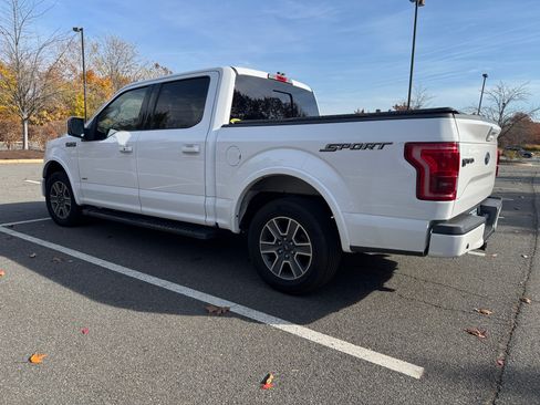 Used 2015 Ford F150 Lariat image 4