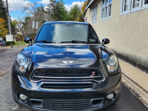Used 2015 MINI Cooper Countryman S image 2