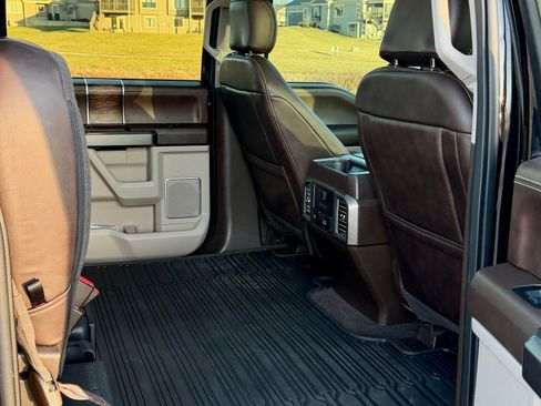 Used 2019 Ford F150 Limited w/ Trailer Tow Package image 15