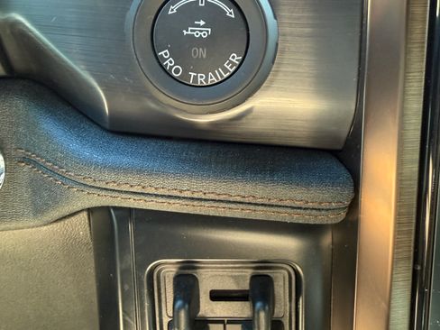 Used 2023 Ford F150 Lightning Lariat w/ Equipment Group 511A High image 21