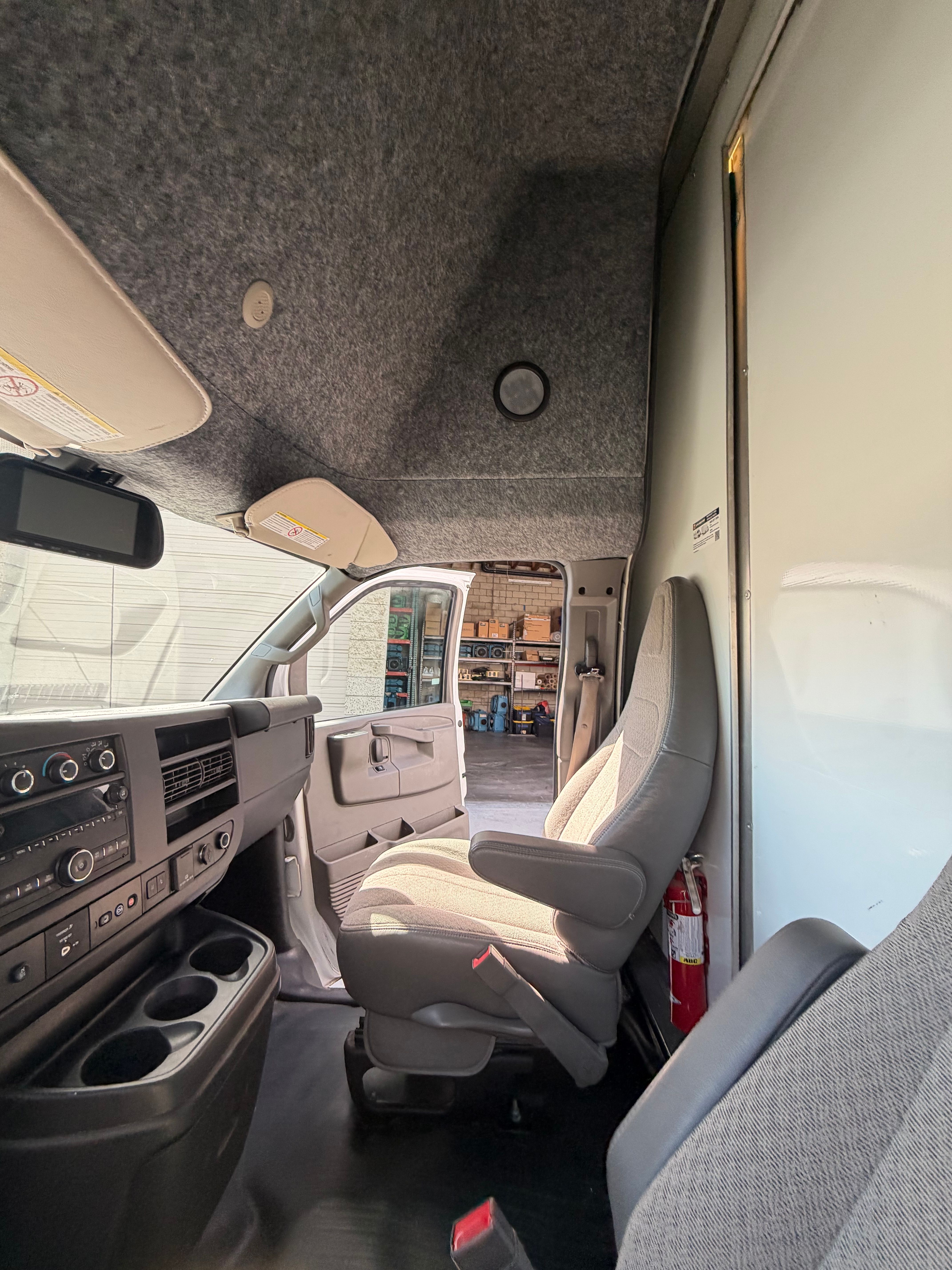 Used 2021 Chevrolet Express 3500 w/ Power Convenience Package RWD image 20