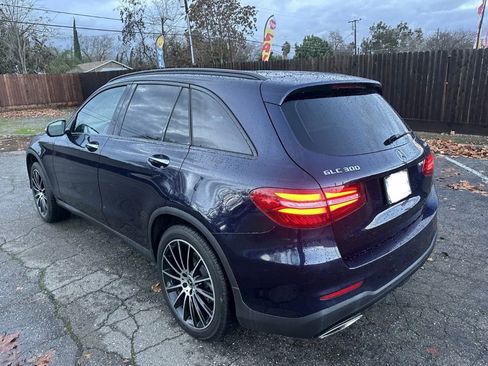 Used 2017 Mercedes-Benz GLC 300 4MATIC image 6