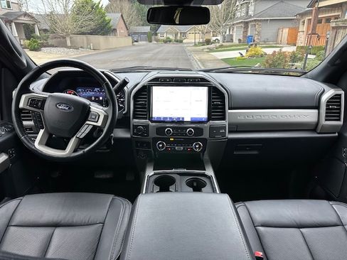 Used 2022 Ford F350 Lariat w/ Lariat Value Package image 19