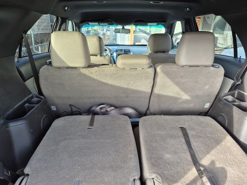 Used 2014 Ford Explorer XLT w/ Equipment Group 202A image 12