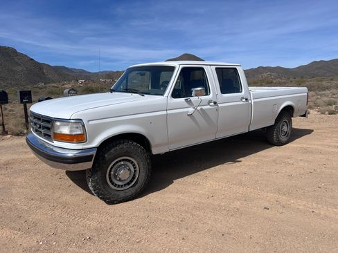 Used 1993 Ford F350 2WD Crew Cab image 1