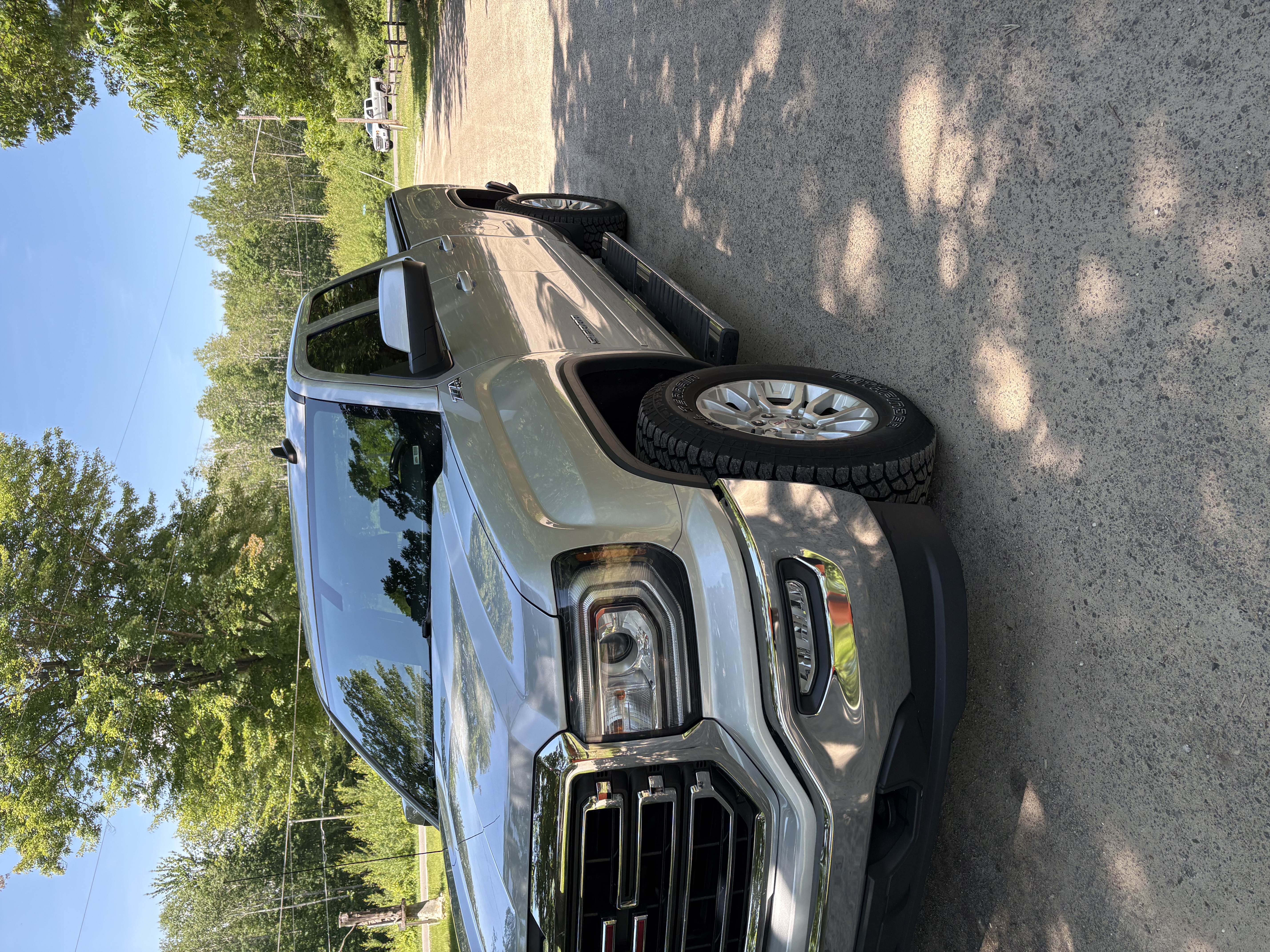 Used 2019 GMC Sierra 1500 SLE w/ SLE Value Package AWD/4WD image 5