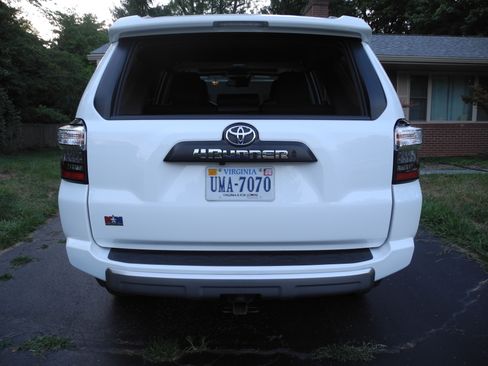 Used 2024 Toyota 4Runner TRD Off-Road Premium w/ Off Road Premium Plus Package AWD/4WD image 6